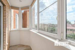 2-к квартира, посуточно, 47м2, 1/1 этаж