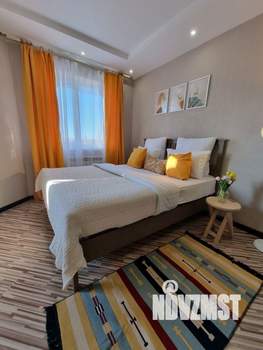 1-к квартира, посуточно, 35м2, 7/17 этаж