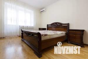 4-к квартира, посуточно, 150м2, 1/12 этаж