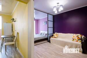 1-к квартира, посуточно, 50м2, 1/1 этаж