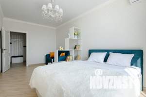 1-к квартира, посуточно, 39м2, 9/17 этаж