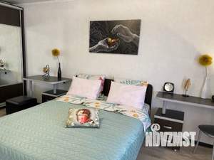 Студия квартира, посуточно, 30м2, 5/5 этаж