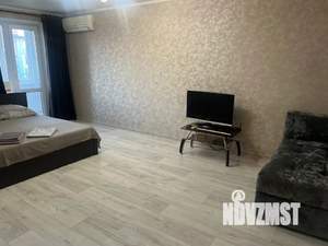 1-к квартира, посуточно, 38м2, 4/5 этаж