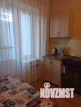 1-к квартира, посуточно, 35м2, 1/13 этаж