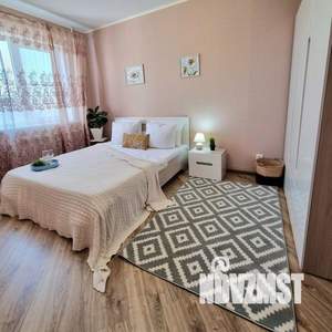 1-к квартира, посуточно, 65м2, 1/1 этаж