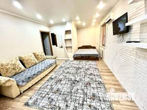 1-к квартира, посуточно, 40м2, 1/9 этаж