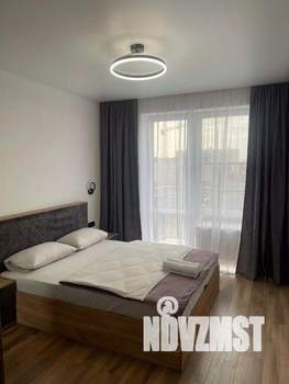 1-к квартира, посуточно, 43м2, 1/1 этаж