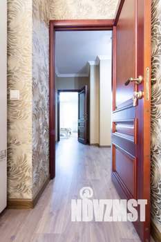 2-к квартира, посуточно, 57м2, 9/17 этаж