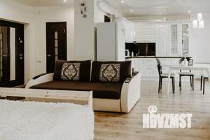 Студия квартира, посуточно, 41м2, 9/17 этаж