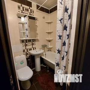 1-к квартира, посуточно, 32м2, 4/5 этаж