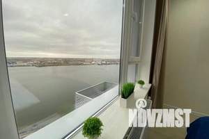 2-к квартира, посуточно, 39м2, 17/24 этаж