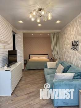 Студия квартира, посуточно, 41м2, 4/17 этаж