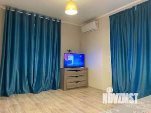 1-к квартира, посуточно, 40м2, 9/16 этаж