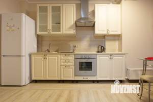 Студия квартира, посуточно, 35м2, 7/18 этаж