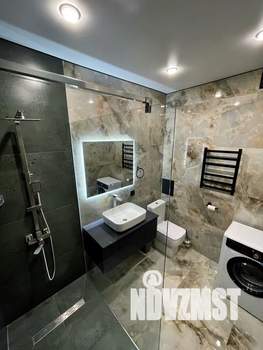 Студия квартира, посуточно, 35м2, 21/21 этаж