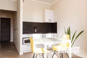 1-к квартира, посуточно, 47м2, 1/1 этаж