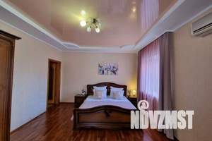 3-к квартира, посуточно, 10м2, 1/1 этаж