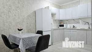 2-к квартира, посуточно, 38м2, 2/21 этаж
