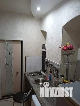 Студия квартира, посуточно, 32м2, 2/2 этаж