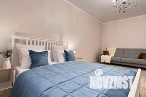 1-к квартира, посуточно, 40м2, 1/9 этаж