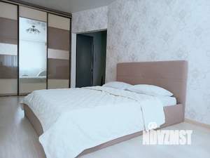 1-к квартира, посуточно, 40м2, 4/9 этаж