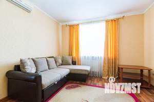 2-к квартира, посуточно, 70м2, 1/1 этаж