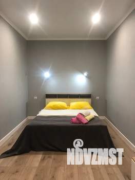 Студия квартира, посуточно, 35м2, 15/19 этаж