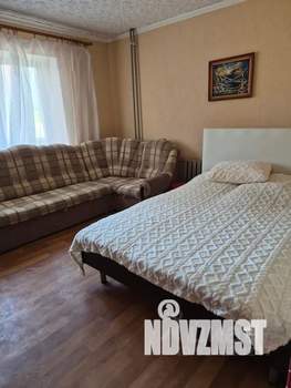 1-к квартира, посуточно, 49м2, 3/9 этаж