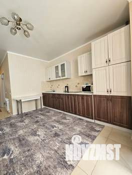 Студия квартира, посуточно, 42м2, 3/14 этаж