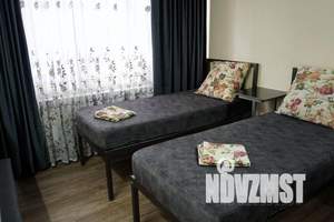 2-к квартира, посуточно, 45м2, 3/3 этаж