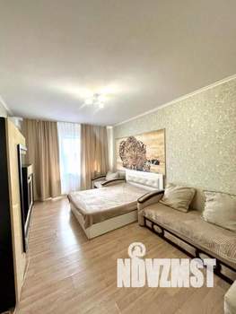 1-к квартира, посуточно, 50м2, 1/1 этаж