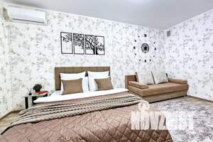 1-к квартира, посуточно, 35м2, 3/23 этаж