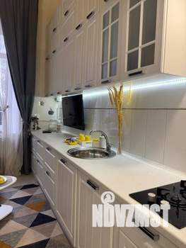 Студия квартира, посуточно, 40м2, 2/2 этаж