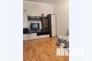 1-к квартира, посуточно, 35м2, 1/13 этаж