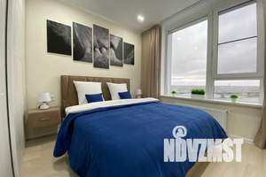 2-к квартира, посуточно, 39м2, 17/24 этаж