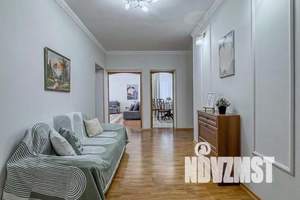 2-к квартира, посуточно, 96м2, 3/6 этаж