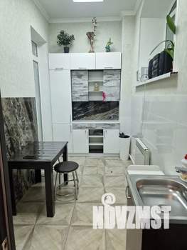 1-к квартира, посуточно, 32м2, 1/2 этаж