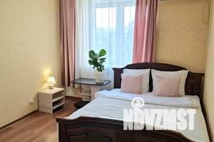 1-к квартира, посуточно, 40м2, 3/6 этаж
