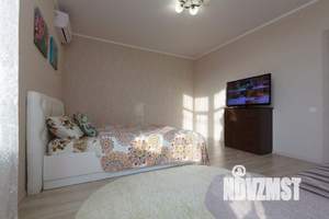 1-к квартира, посуточно, 54м2, 1/1 этаж