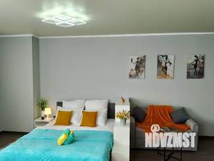 Студия квартира, посуточно, 40м2, 11/17 этаж