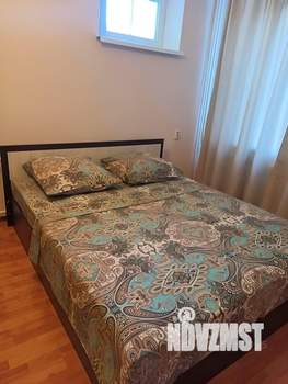 1-к квартира, посуточно, 35м2, 1/13 этаж