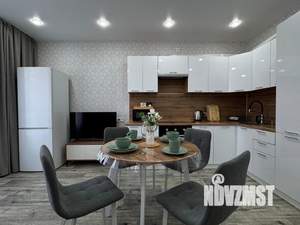 2-к квартира, посуточно, 43м2, 7/17 этаж