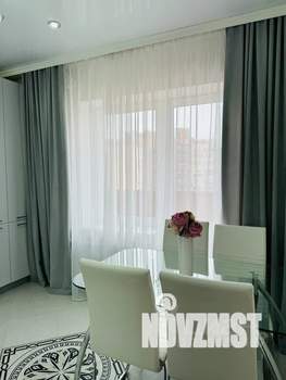 1-к квартира, посуточно, 40м2, 13/17 этаж