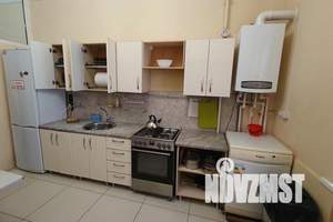 4-к квартира, посуточно, 180м2, 1/3 этаж