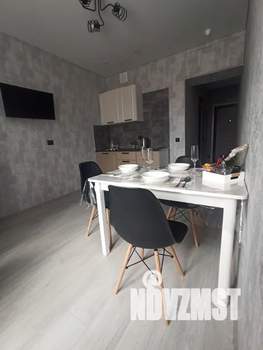 1-к квартира, посуточно, 38м2, 2/20 этаж