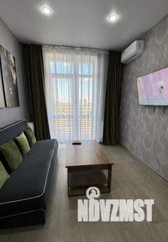 1-к квартира, посуточно, 37м2, 13/18 этаж