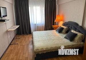 1-к квартира, посуточно, 49м2, 4/5 этаж