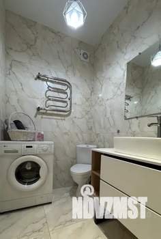 2-к квартира, посуточно, 40м2, 18/24 этаж