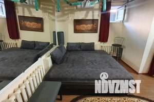 1-к квартира, посуточно, 60м2, 1/3 этаж