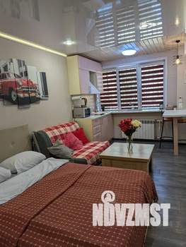 Студия квартира, посуточно, 31м2, 1/5 этаж